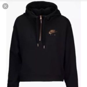 Nike Woman’s Hoodie